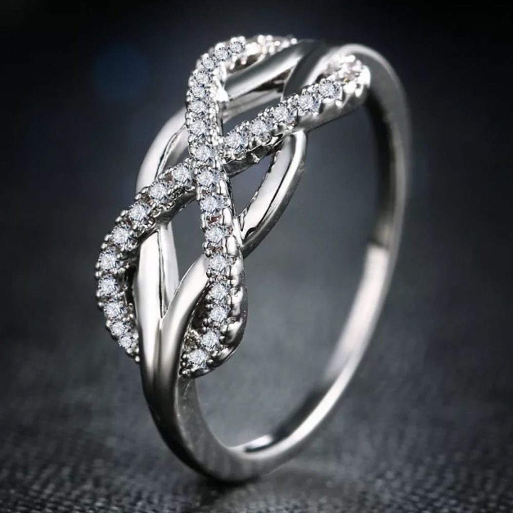 Sterling silver diamond infinity ring - Picture 2 of 4